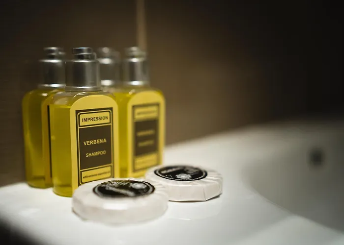 With Jaccuzi アパート