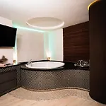 With Jaccuzi Lejlighed *